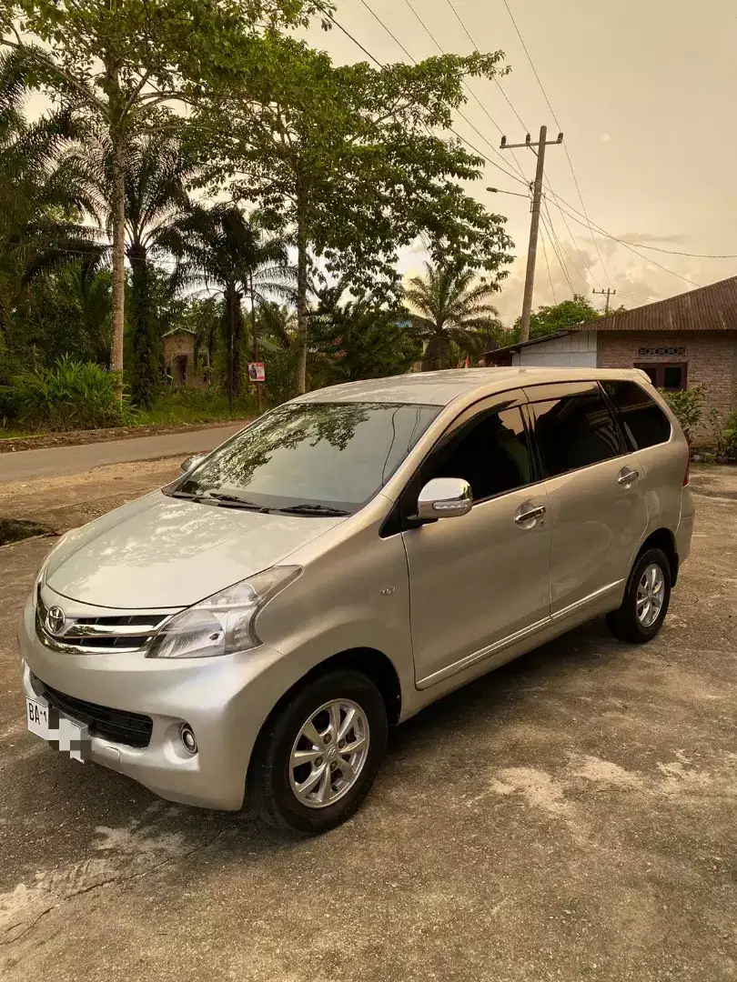 Avanza G 1.3 2012