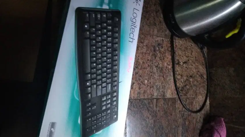 Jual keyboard logitech k120