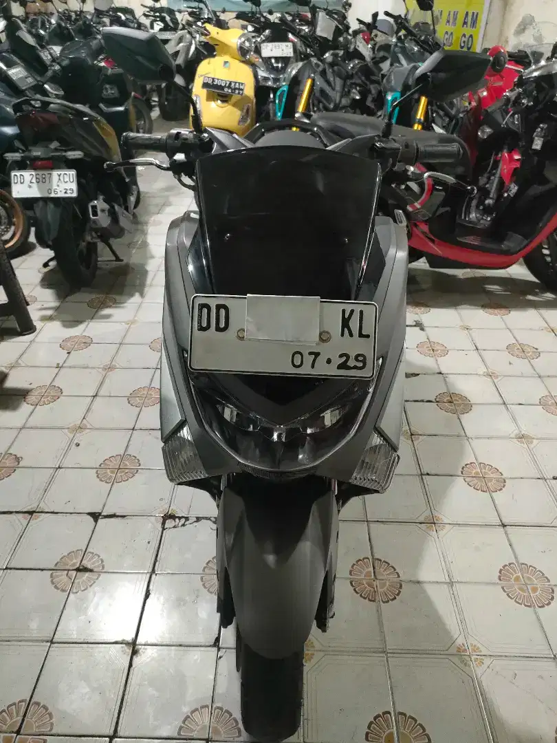 Yamaha nmax 155 cc non abs 2019 abu-abu