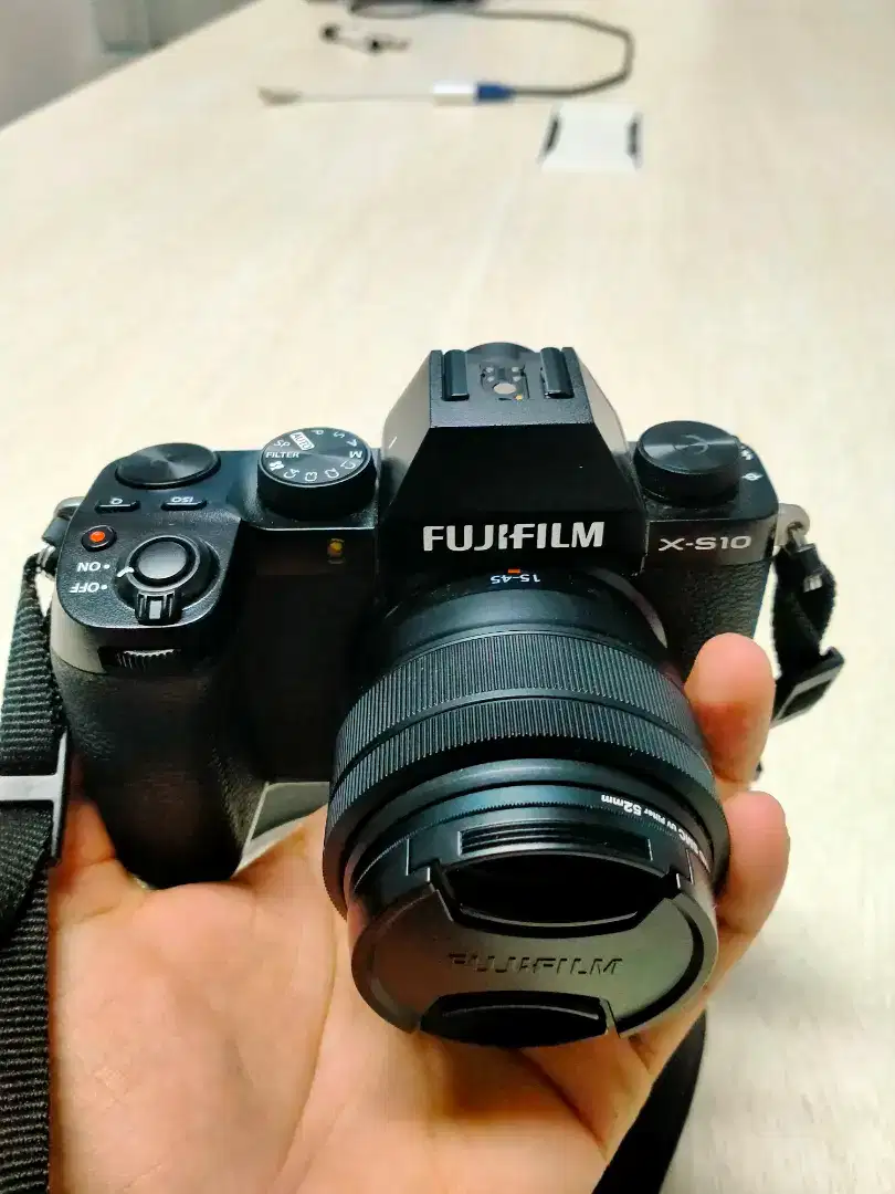 Jual Kemaren Fujifilm xs10 lensa kit 15-45mm fullset box like new