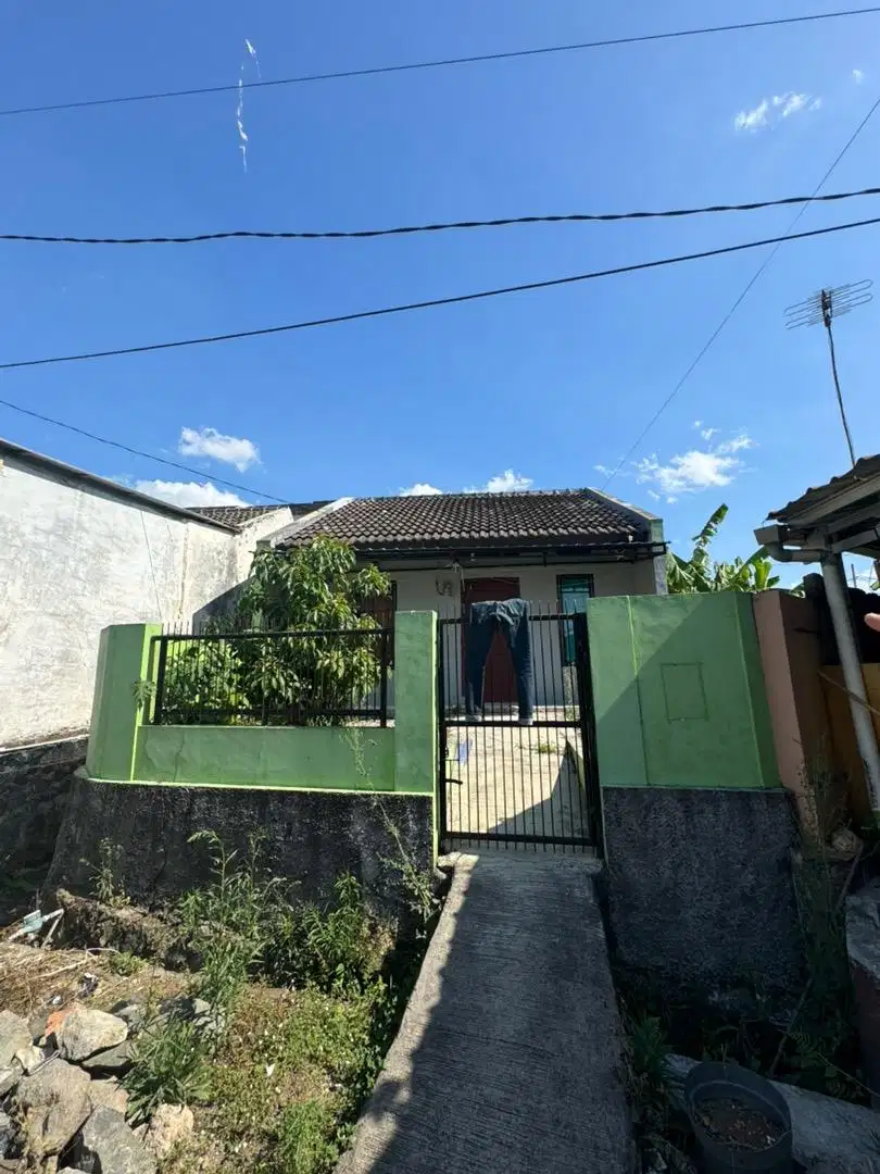 Dijual 1 unit rumah murah meriah