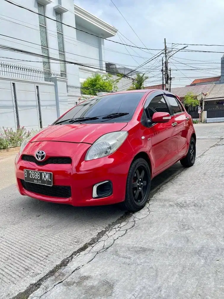 TERBAIK !!! YARIS TYPE J MT 2012