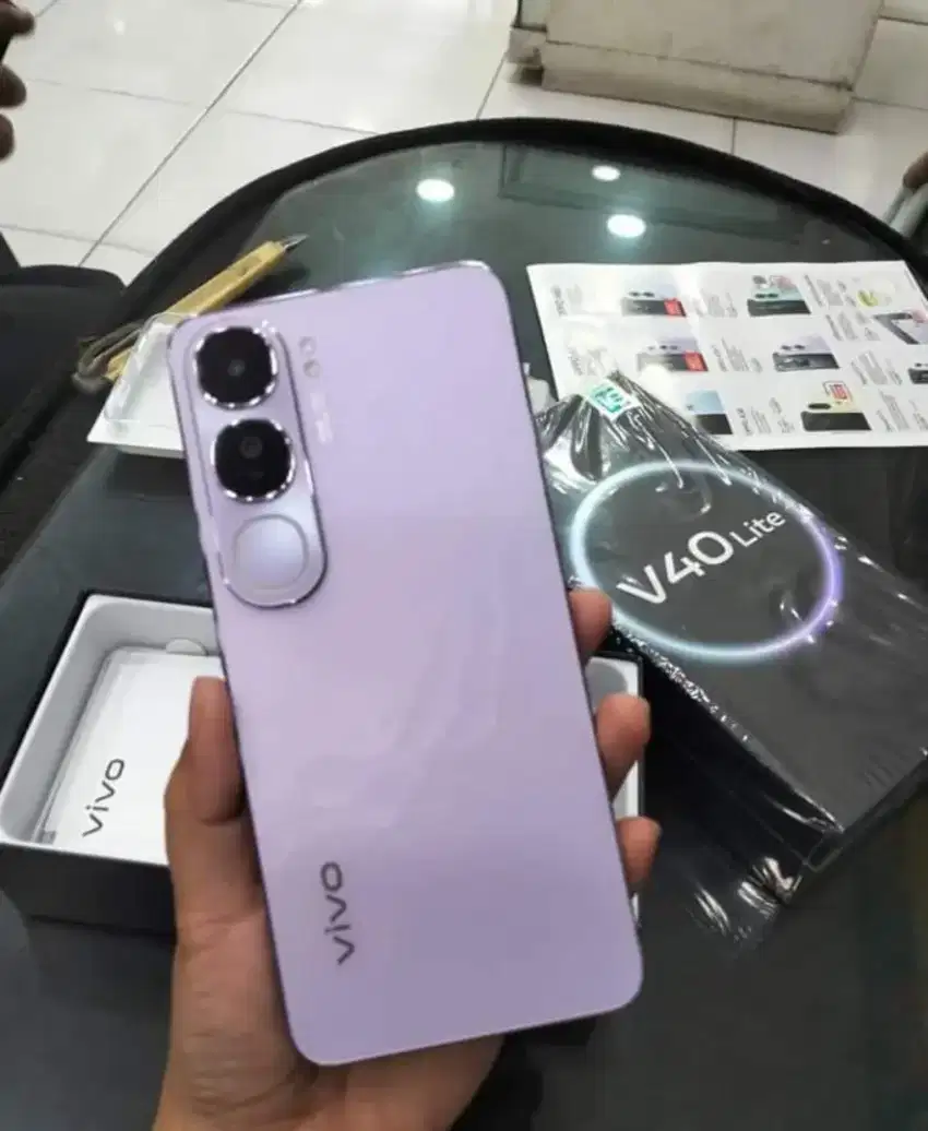 VIVO V40 lite...