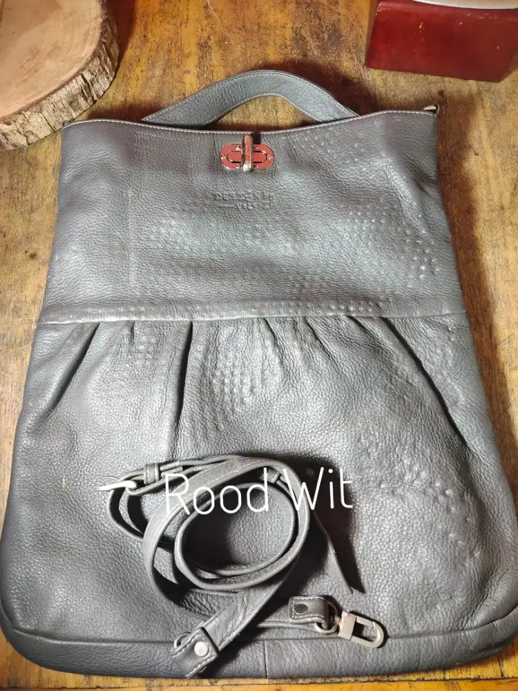 Jual tas selempang kulit wanita Korea Sling bag aksesoris cewek second