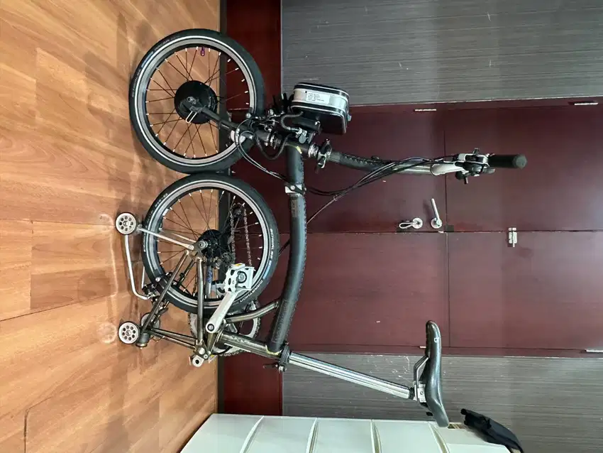 Brompton Superlight Electric