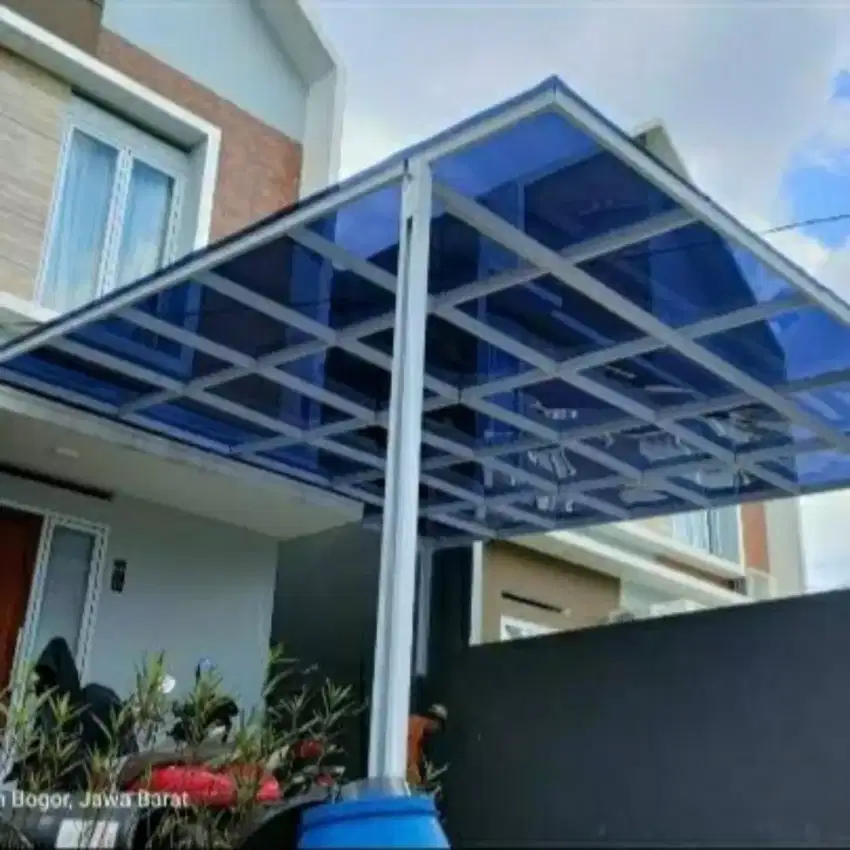 Kanopi solarplat mewah bergeransi