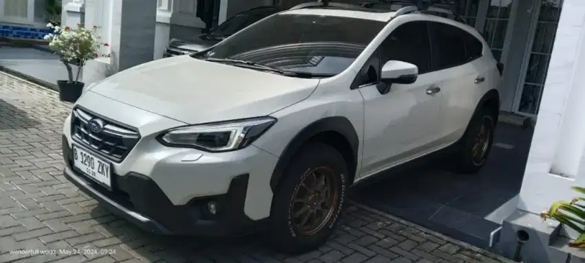 Subaru XV putih Gress