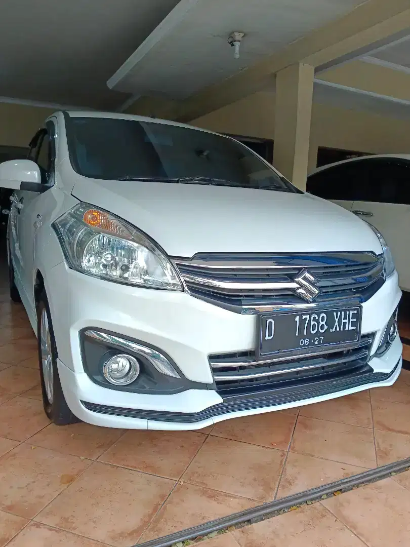 Bismillah numpang jual ertiga new model. Metic. No. D. Putih. 2025