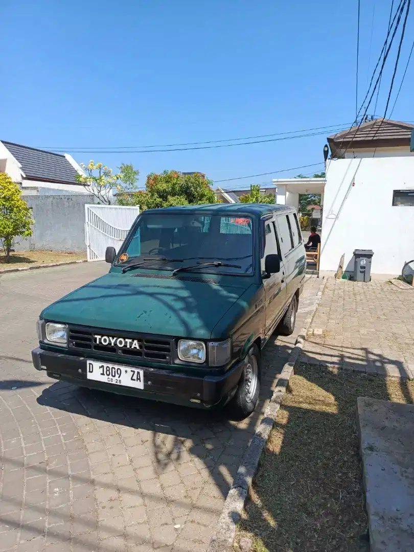 Kijang 3 pintu thn 87