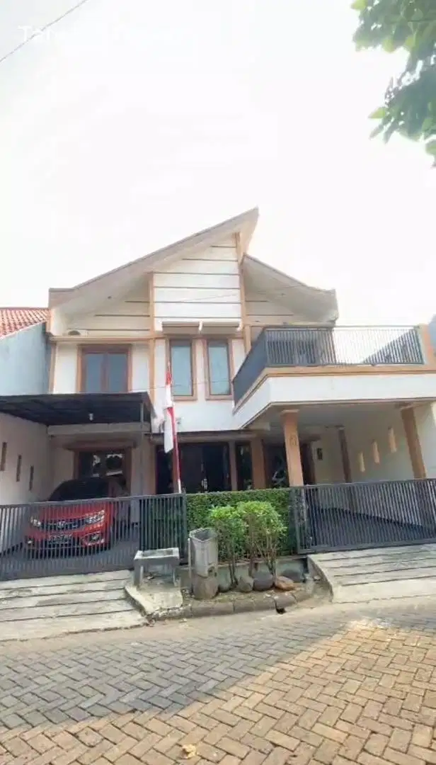 DI JUAL RUMAH TINGGAL SEMI FURNISHED MILIK PRIBADI TANPA PERANTARA