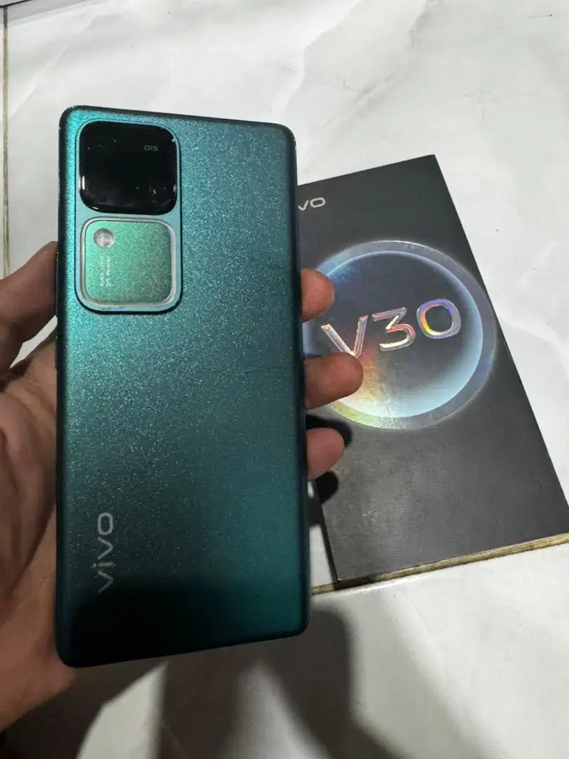 Vivo v30 5g 8/256