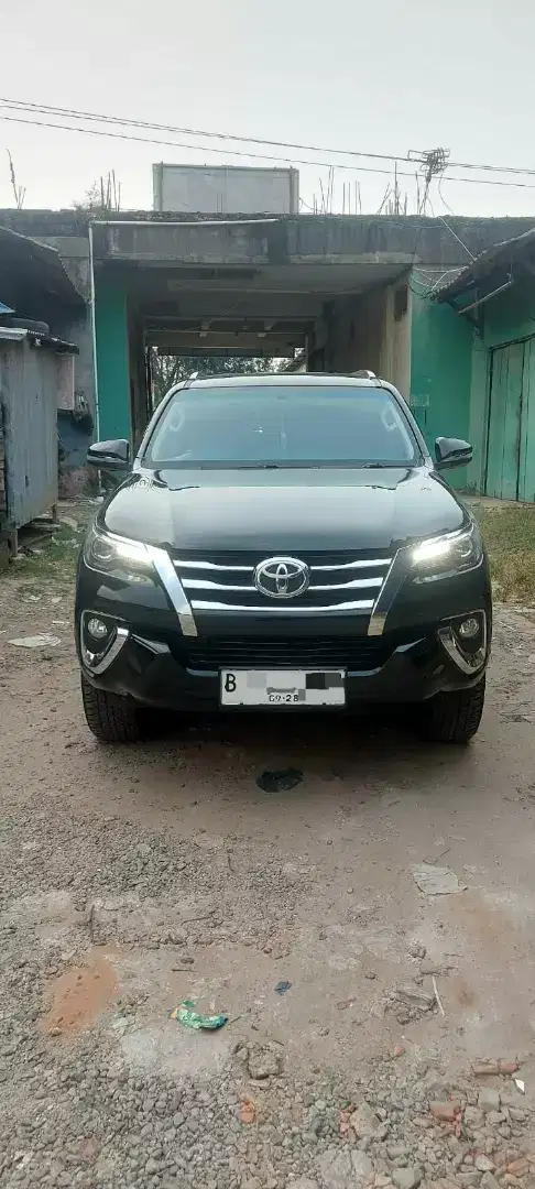 FORTUNER 2.4VRZ AT 4X2 2016