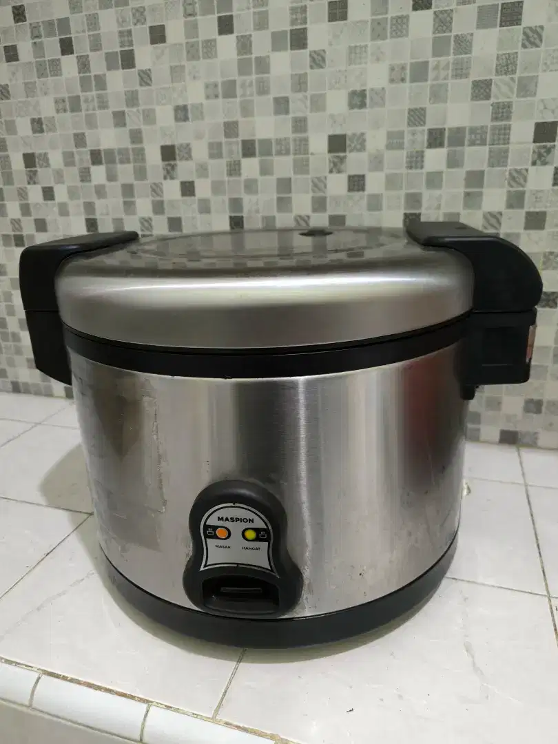 Rice Cooker Penanak Nasi Maspion Jumbo 4L