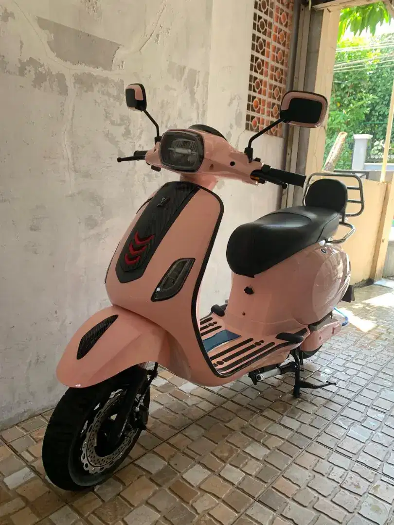 Jual Vespa Listrik Kondisi Msh Baru