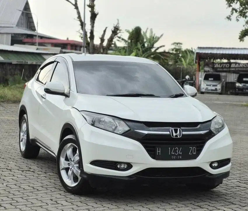 KM 60rb Honda HRV E CVT 2016 Automatic Plat H Super Istimewa