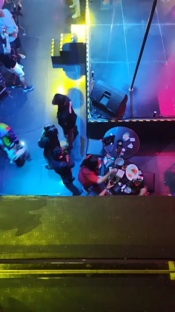 WANITA KHUSUS WANITA