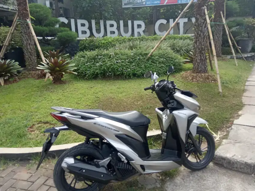 Vario 150 tahun 2019 , over kredit