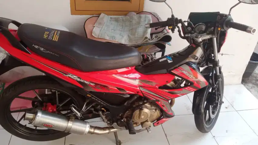 Jual motor second satria Fu 2014 surat lengkap