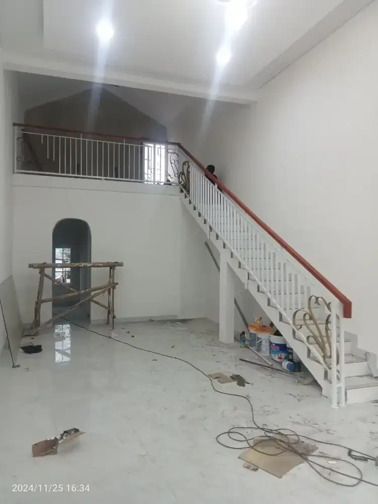 realing balkon mejanin