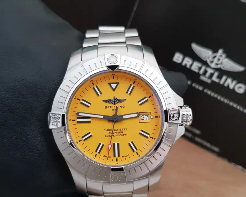 BREITLING AVENGER SEAWOLF