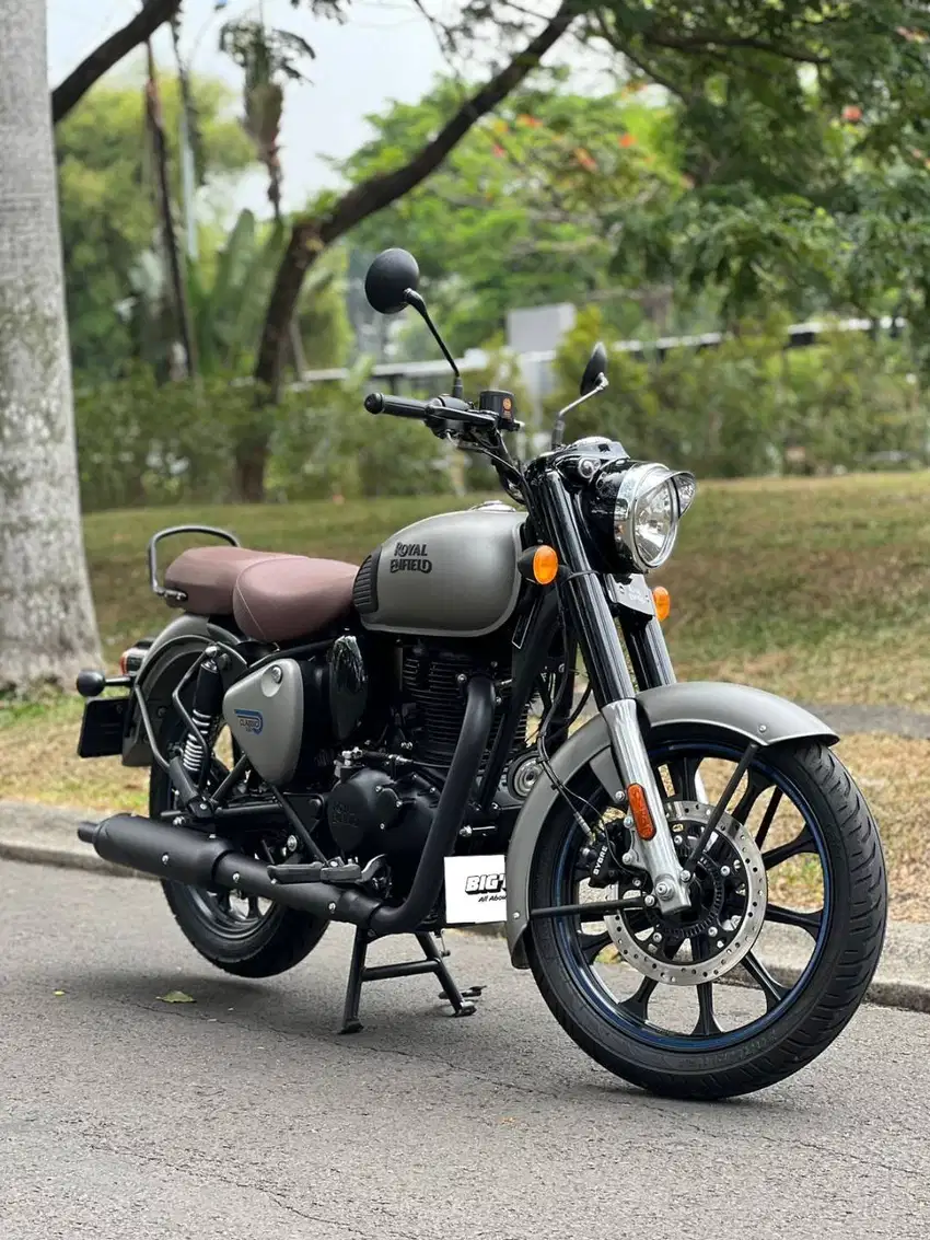 Royal Enfield 2023 Classic KM.300an