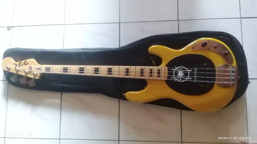 bass electrik music man