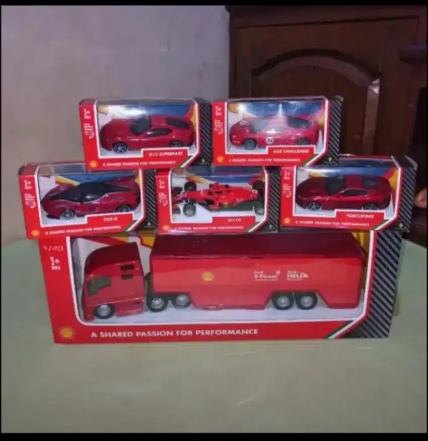 DIECAST BURAGO FERRARI ORIGINAL