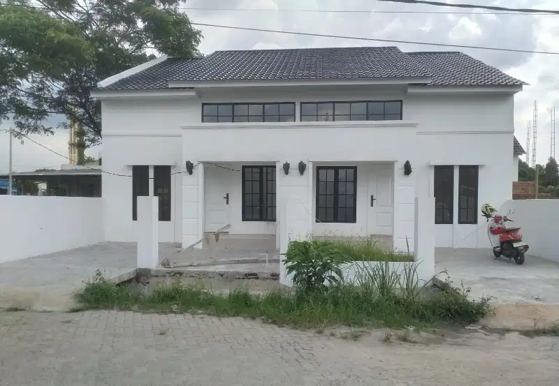 rumah baru dalam komplek besar di johor ujung. hanya 2 menit ke mercy