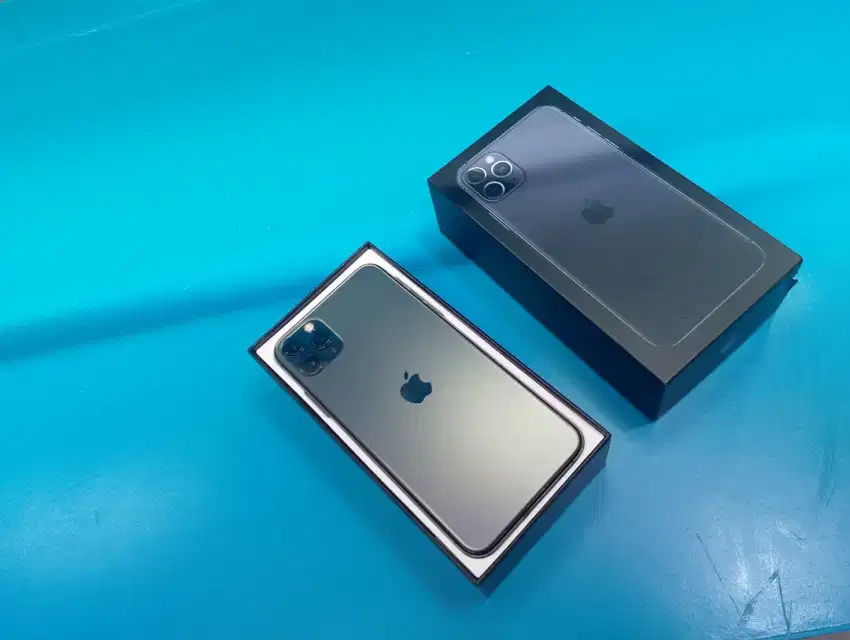 Iphone 11 pro max 256gb termurah se olx baru ya