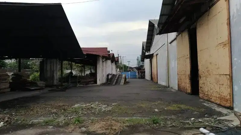 Dijual Tanah + Gudang Jl.gedeg mojokerto  Lokasi Strategis