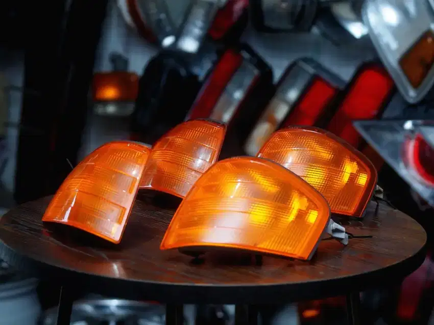 JUALCEPATMURAH lampu sein mercedes benz mercy