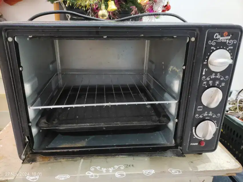 Dijual oven bekas merk cosmos seri co-958