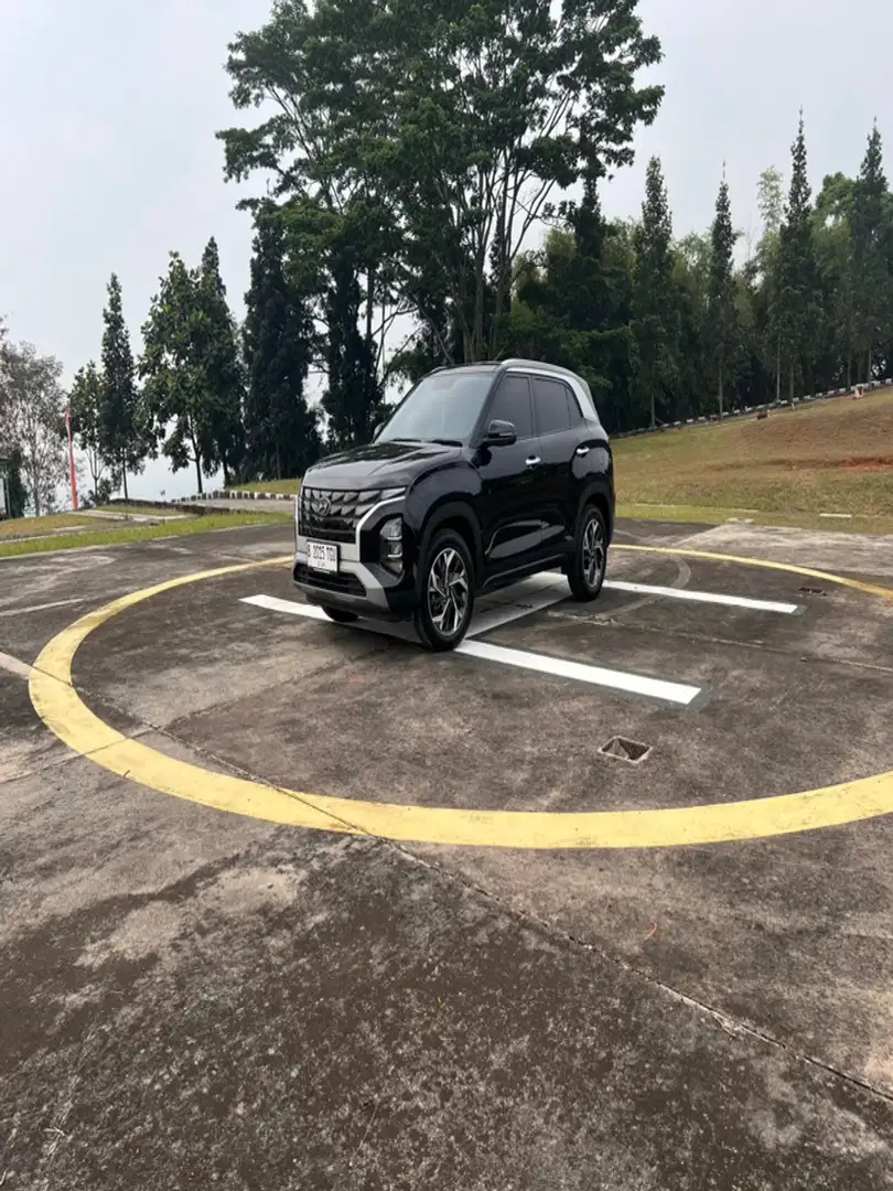 Hyundai Creta Style Hitam 2023 Bensin