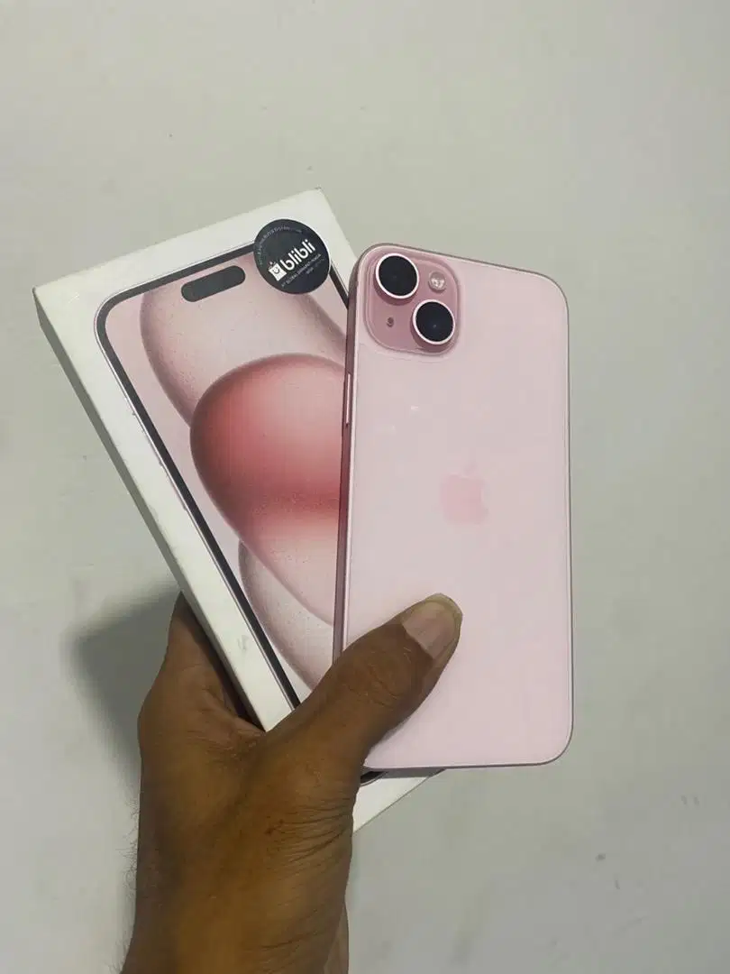 iPhone 15 Plus 128GB Warna Pink