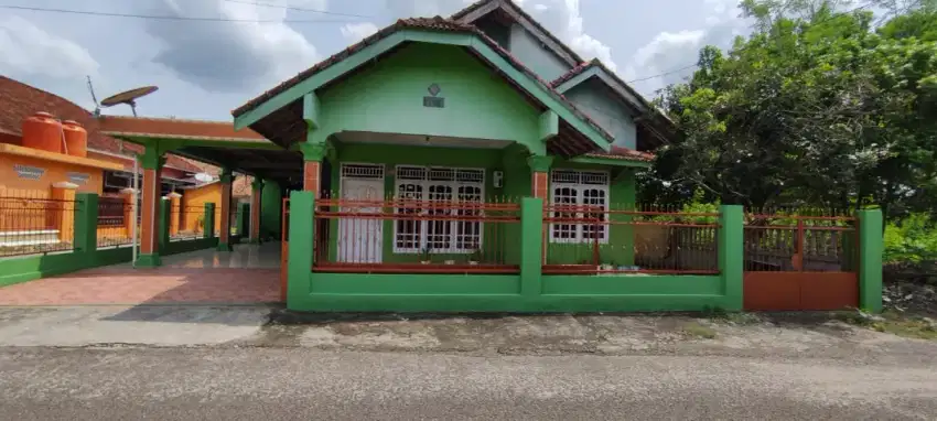 Rumah dijual siap huni