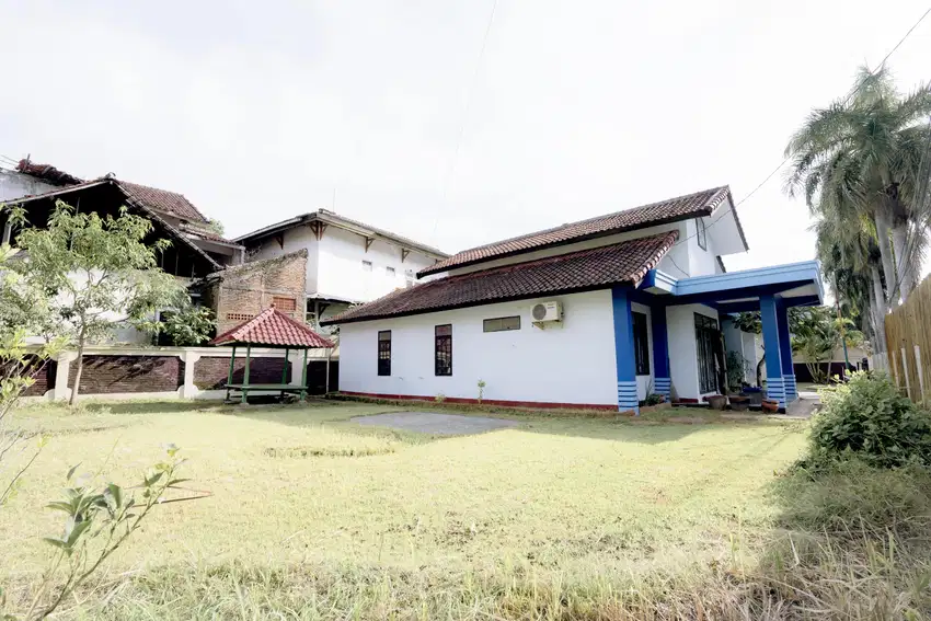 Rumah di kompleks Senggigi