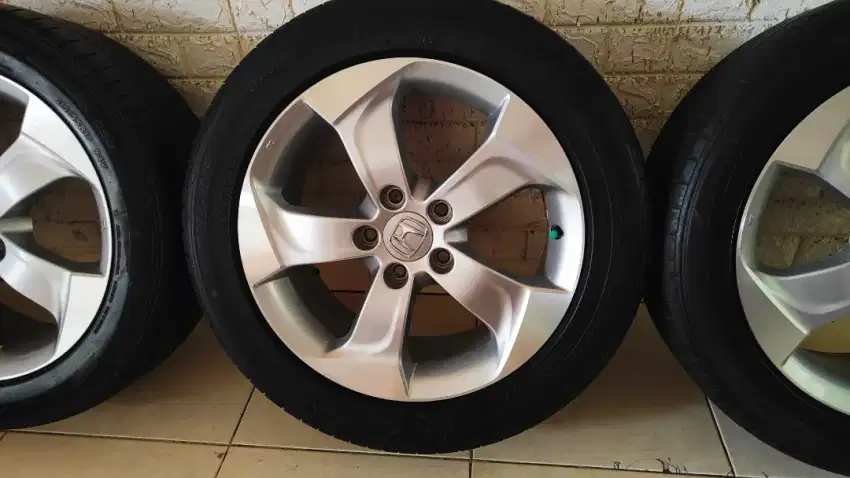 Velg dan Ban OEM  Honda HRV 17