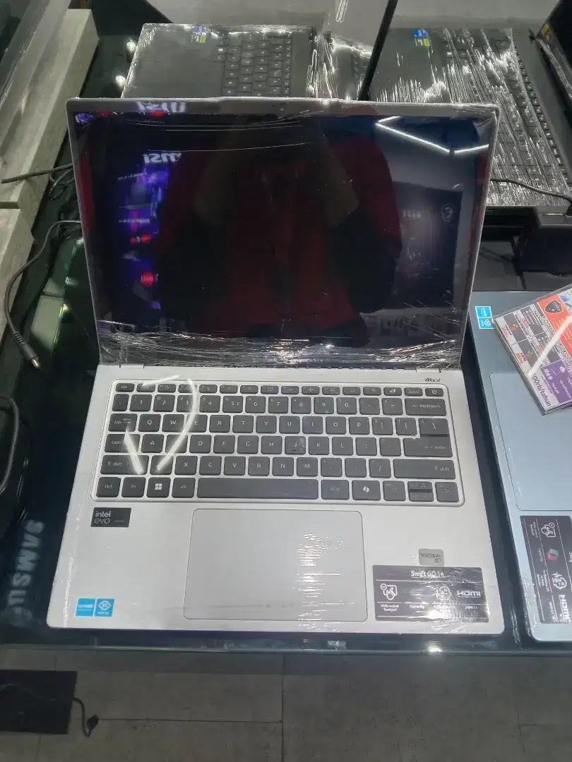 Credit acer Swift go mudh