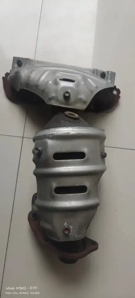 Dijual catalyic oem toyota calya AT 2022