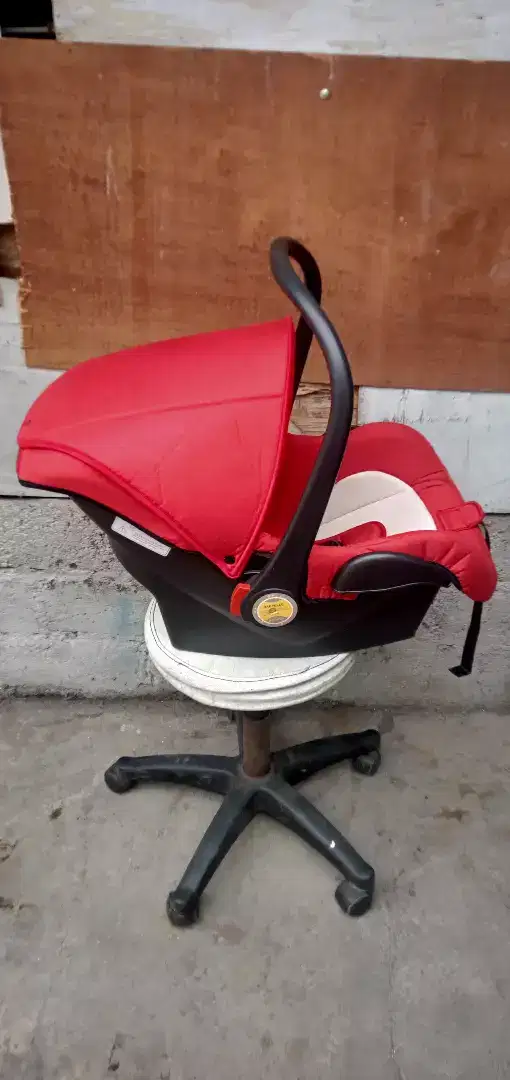 Dijual kursi bayi dimobil merk BABYELLE