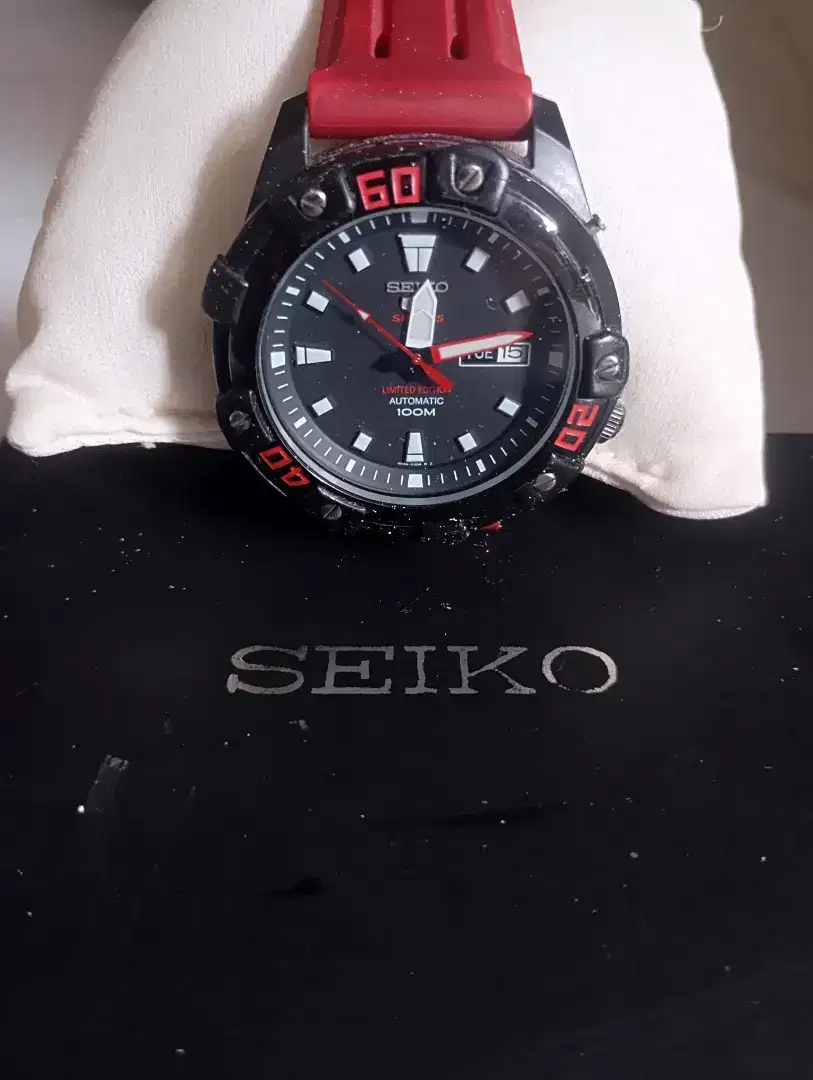 Seiko 5 SRP507K1 Limited edition