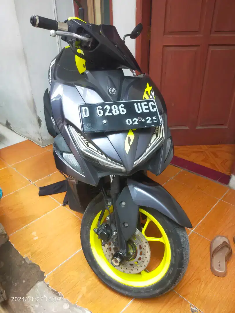 Jual yamaha aerox surat2 lengkap pjk jln mtr siap pakai