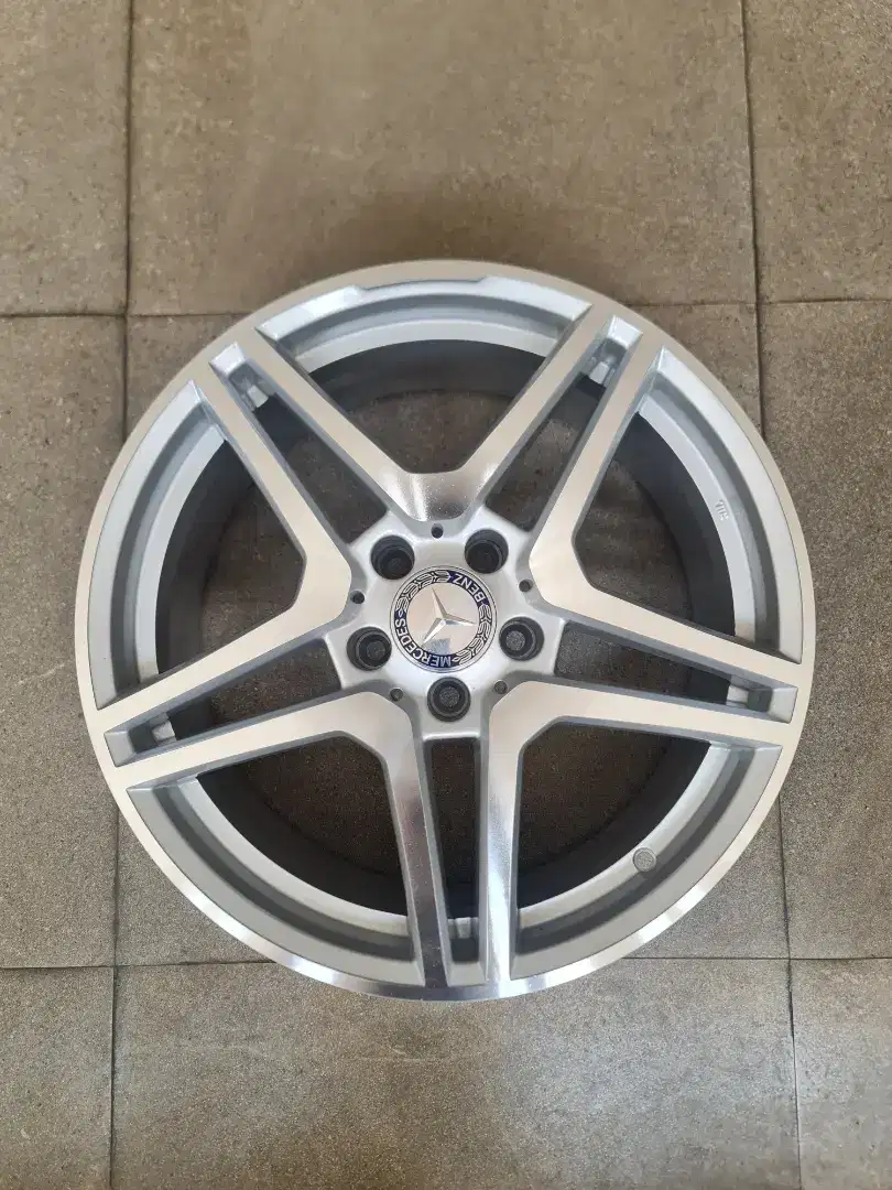 Velg Mercy AMG Replika  Ring 18 Like New!!!