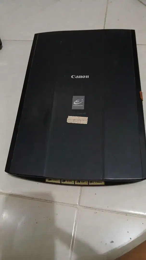 Scanner canon lide 100