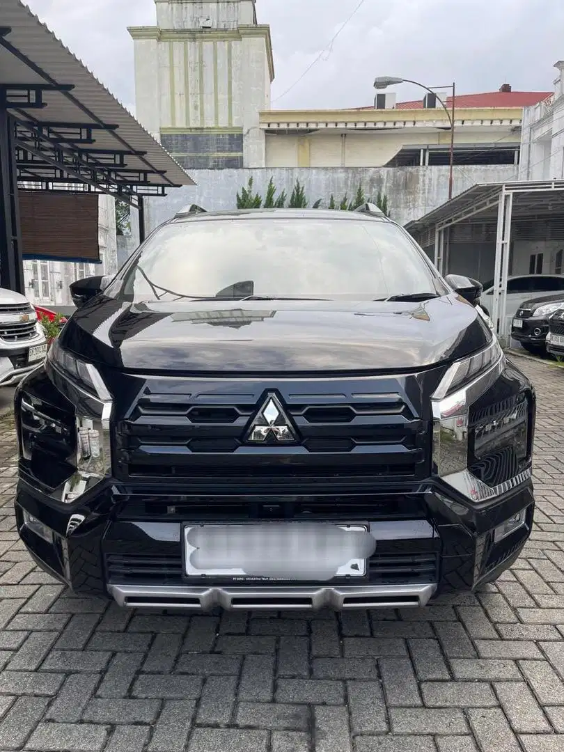 Odo 3rb‼️Mitsubishi Xpander Cross Premium Matic 2023  pemakaian 2024