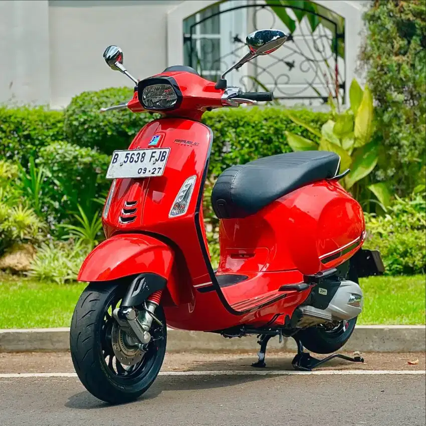 Vespa Sprint S 150 IGET ABS FACELIFT 150 ie tahun 2022 warna Orange