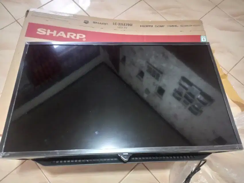 LED TV Sharp 32 AQUOS LC 32LE295I