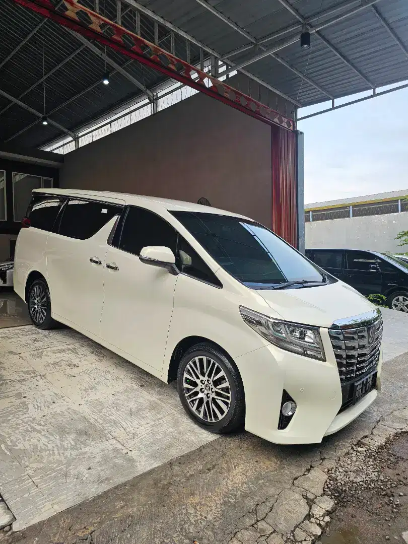 LOW KM 50rb Alphard 2015