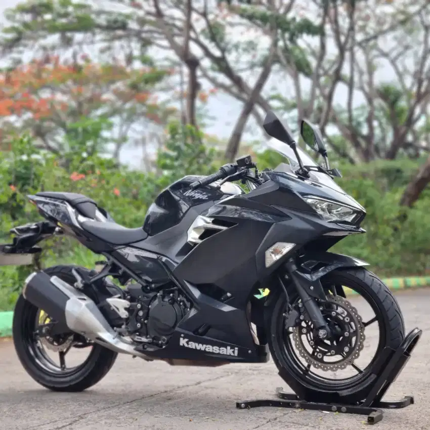 KAWASAKI NEW NINJA 250 STD 2018 KM 1000 PERAK ASLI PAJAK HIDUP