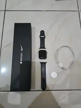 Apple Watch 6 Nike Series